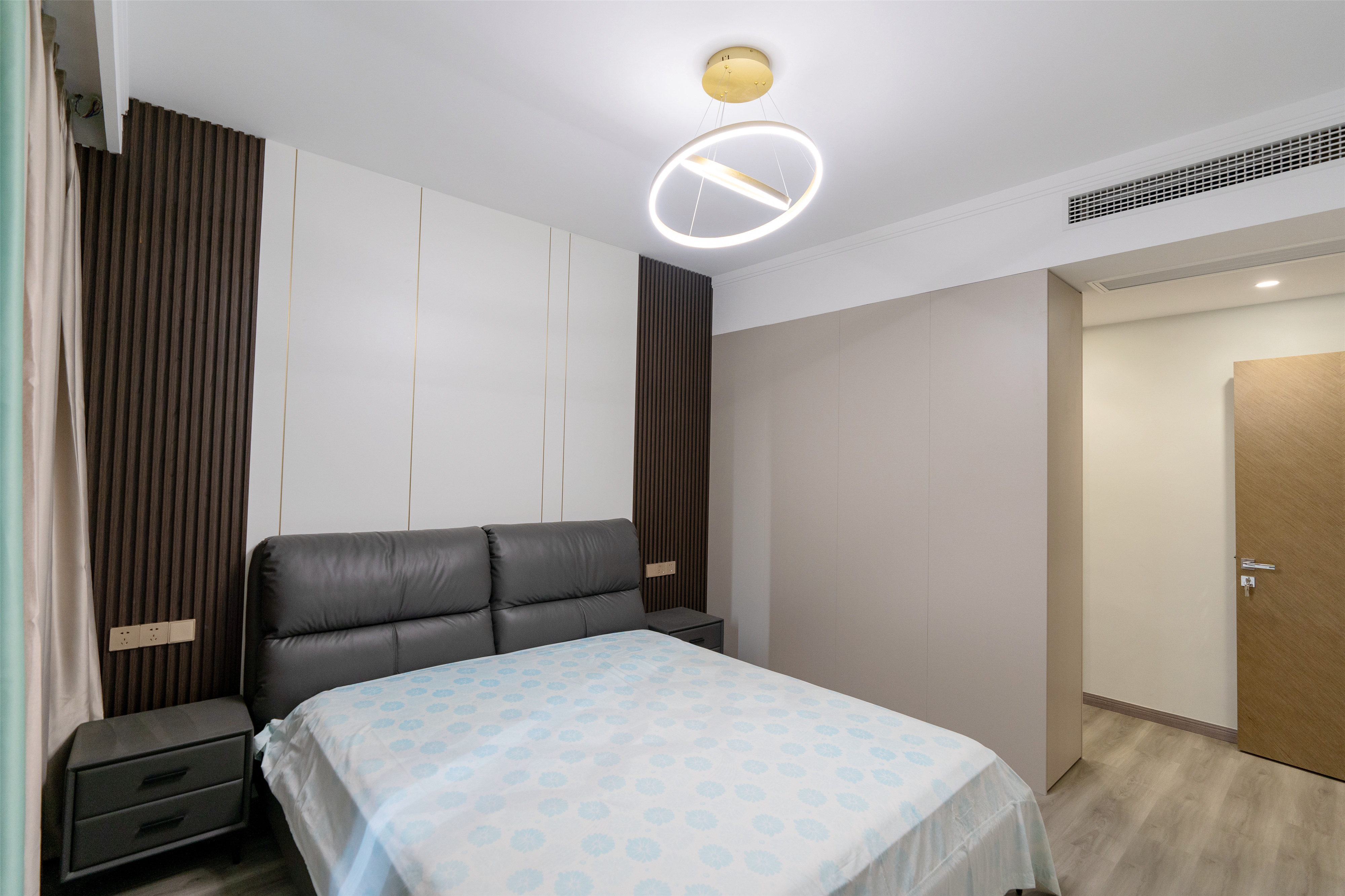 融創(chuàng)觀瀾府,現(xiàn)代輕奢