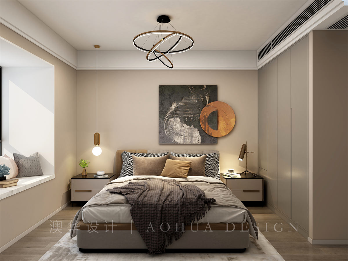 主臥帶有衣帽間，增加了更多的儲(chǔ)物功能