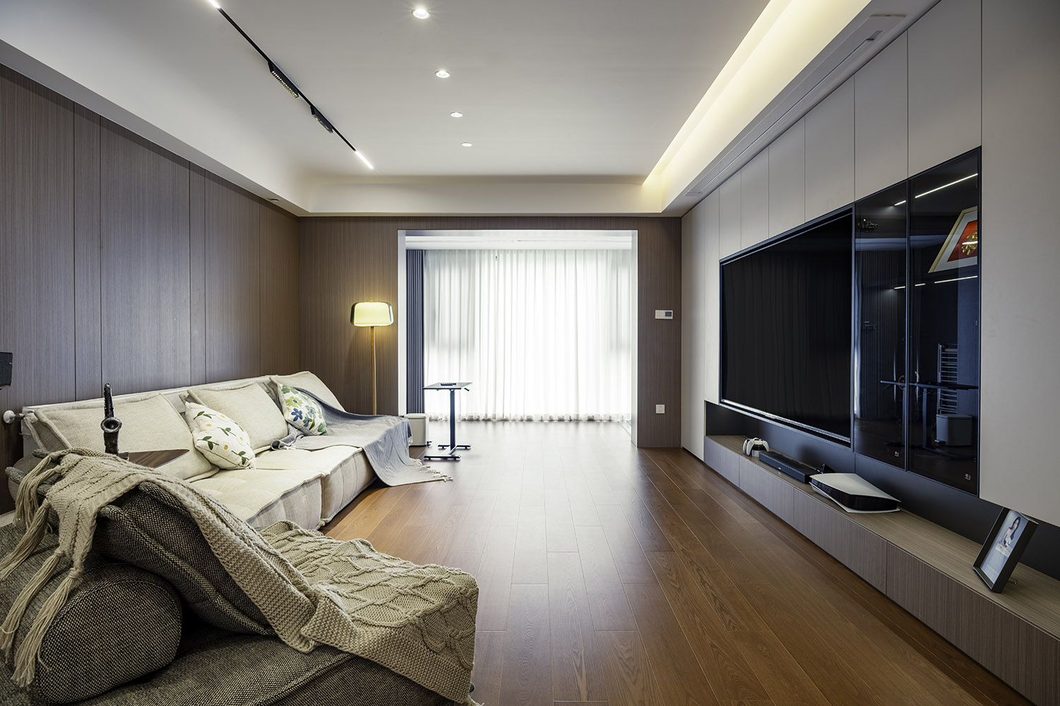 世紀(jì)江尚裝修,意式極簡風(fēng)格