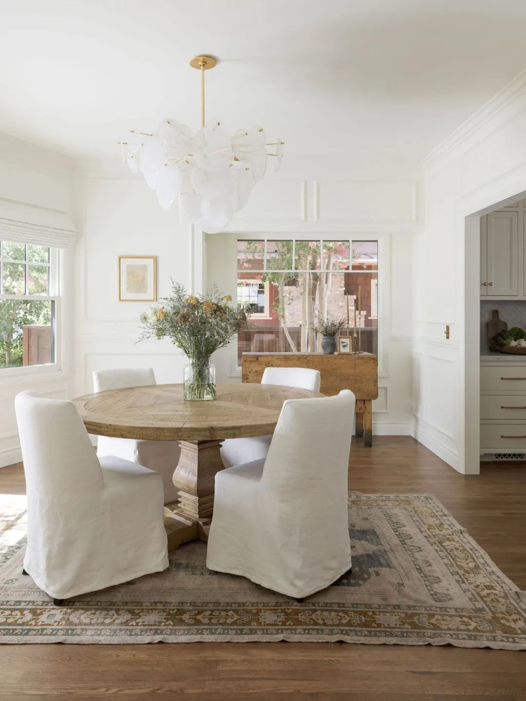 澳華裝飾,餐廳布局,武漢裝修設(shè)計(jì)