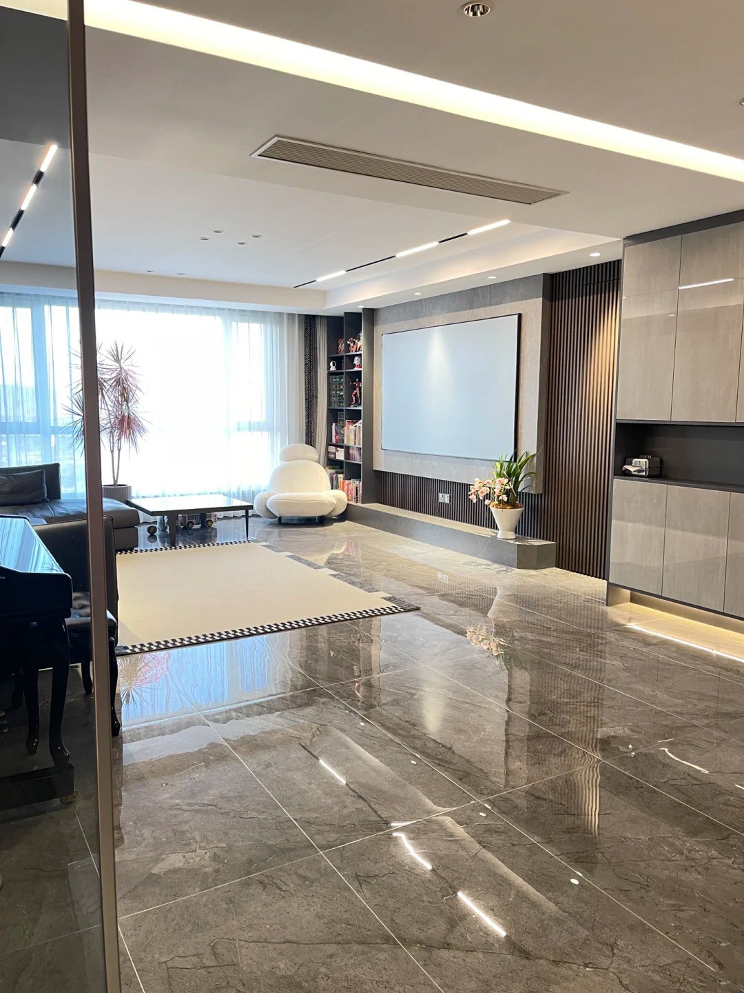 190939300570.jpg 190939300570.jpg