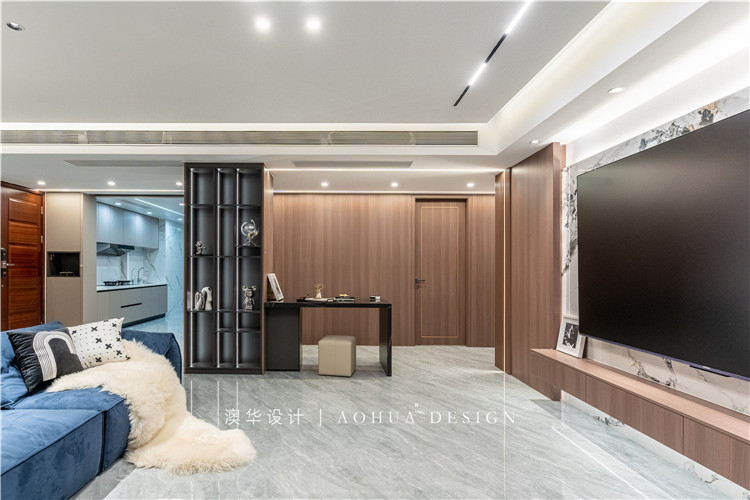 131031430498.jpg 收納柜+書桌.jpg