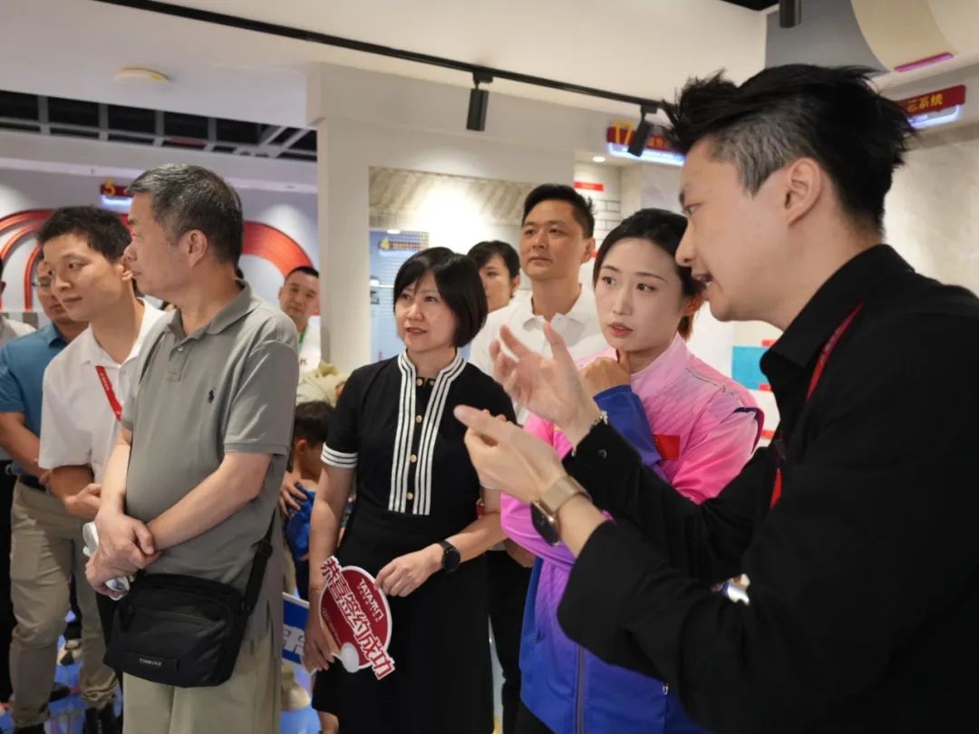 奧運(yùn)冠軍,冠軍品質(zhì),澳華裝飾