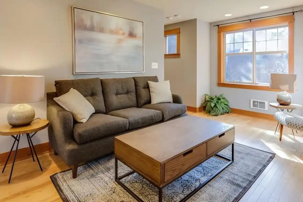 客廳布局,客廳裝修,武漢室內(nèi)設(shè)計