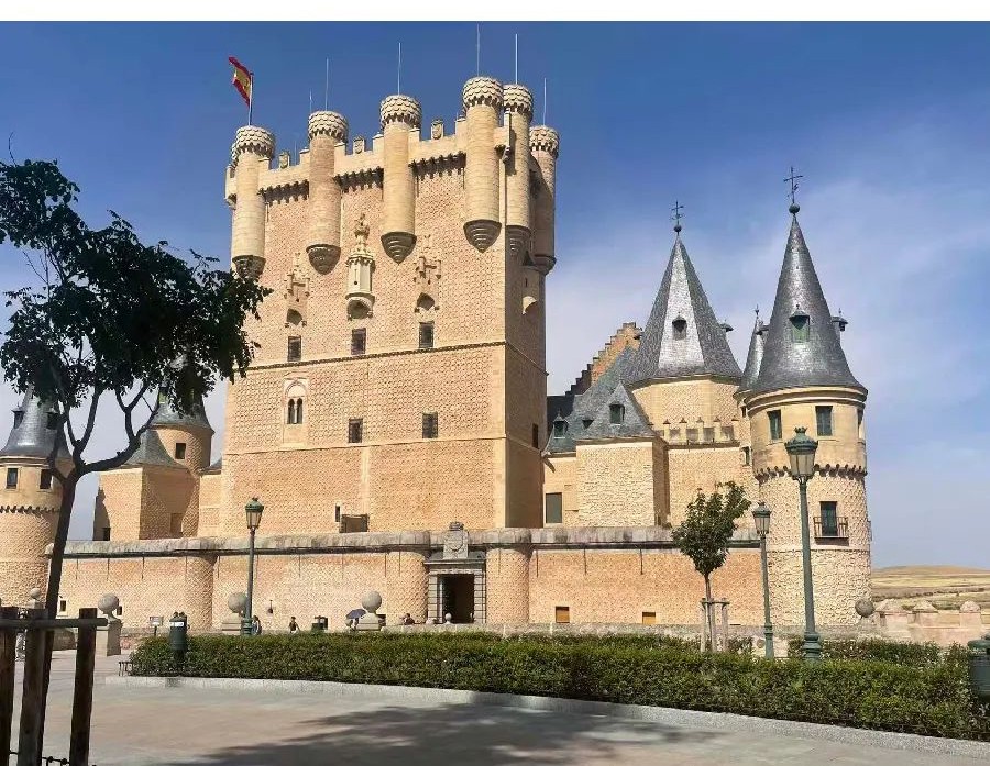 武漢裝修設計,武漢室內(nèi)設計,澳華設計 武漢裝修設計,武漢室內(nèi)設計,澳華設計